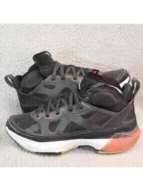 Nike Air Jordan 37 XXXVII Black Hot Punch Men Size 7.5 READ